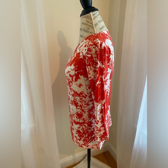 Red and white abstract print shirt - Picture 4 of 4